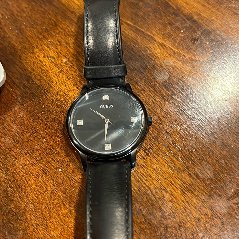 Used Guess Mens u13009g1 watch